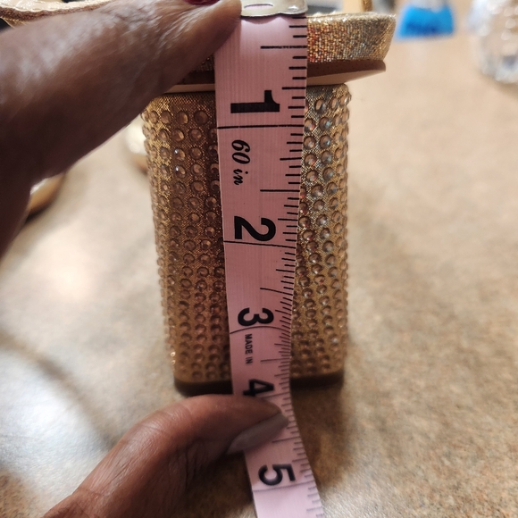 Jessica Simpson strappy gold champagne jeweled heels. 4 inch heels. - Picture 6 of 6